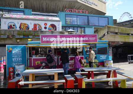Wahaca Pop-Up restaurant and Street Kitchen on London's South Bank Stock Photo