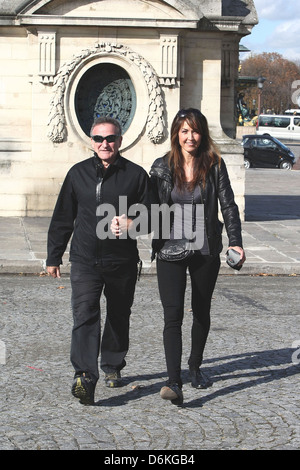 Newlyweds Robin Williams and his wife Susan Schneider are seen sightseeing at the Place de la Concorde in Paris Paris, France - Stock Photo