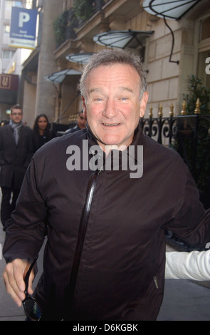 Newlyweds Robin Williams and his wife Susan Schneider are seen sightseeing at the Place de la Concorde in Paris Paris, France - Stock Photo