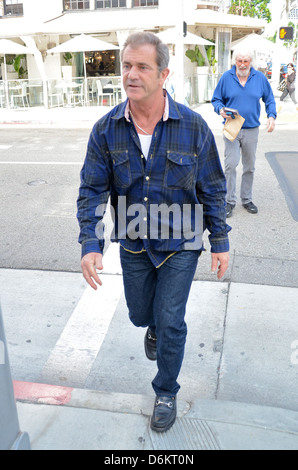Mel Gibson wearing a plaid shirt while out shopping in Beverly Hills Los Angeles, California - 21.10.11 Stock Photo