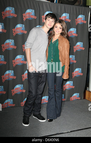 Matt Prokop, Sarah Hyland Disney film stars attend a press event for their new movie 'Geek Charming' held at Planet Hollywood Stock Photo