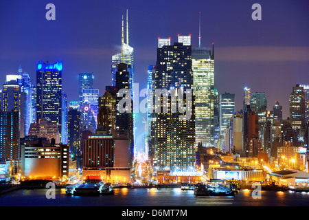 Midtown Manhattan at 42nd Street viewed from across the Hudson River in New York City. Stock Photo