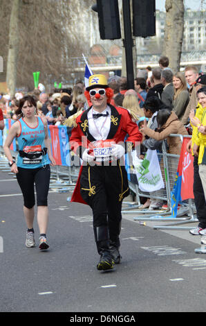 London, UK. 21st April, 2013. London Marathon 2013: Competitors Stock Photo
