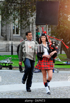 Salman Khan and Katrina Kaif A dance scene is filmed on the set of the new Bollywood movie 'Ek Tha Tiger' at Trinity College Stock Photo