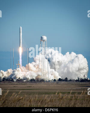 Orbital Sciences Corporation Antares rocket lifts off from the Mid-Atlantic Regional Spaceport Launch Pad-0A at the NASA Wallops Flight Facility April 21, 2013 in Wallops, Virginia.  Orbital Sciences Corporation is hoping to become the second commercial operator for rockets to resupply the International Space Station. Stock Photo
