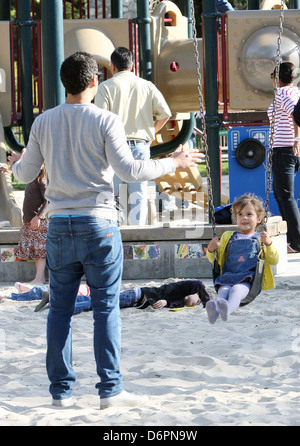 Cash Warren spends time with his daughter Honor Marie Warren at the Coldwater Canyon Park Los Angeles, California - 11.03.12 Stock Photo