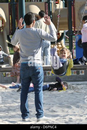 Cash Warren spends time with his daughter Honor Marie Warren at the Coldwater Canyon Park Los Angeles, California - 11.03.12 Stock Photo