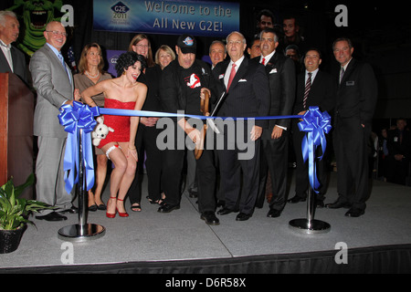 Actor Dan Aykroyd unveils Ghostbusters slot machine and cuts ribbon at The Global Gaming Expo 2011 held at the Sands Convention Stock Photo