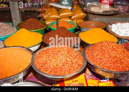 Spices for sale in market, Pyin Oo Lwin, also known as Pyin U Lwin and Maymyo, Mandalay, Myanmar, (Burma) Stock Photo
