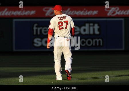 Anaheim, California, USA. 22nd April, 2013. Angels' Mike Trout #27 during  the Major League Baseball game between the Texas Rangers and the Los  Angeles Angels of Anaheim at Angel Stadium in Anaheim