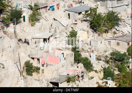 January 2010 earthquake damage in the slums, Port au Prince, Haiti, Caribbean Stock Photo