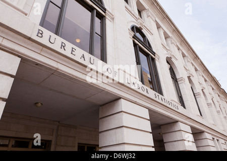 November 2025 Lighter-Than-Expected CPI: Initial Futures Jump Followed by Mixed Market Close