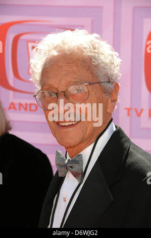 April 23, 2013 - Allan Arbus (February 15, 1918-April 19, 2013) was an American actor notable for his role as psychiatrist Dr. Sidney Freedman on the television series M*A*S*H. PICTURED: April 219, 2009 - Allan Arbus at The 7th Annual TV Land Awards Held at the Universal City Gibson Amphitheatre in Los Angeles.(Credit Image: © Michael Germana/Globe Photos/ZUMAPRESS.com) Stock Photo