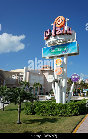 La Isla Shopping Village mall in the Zona Hotelera, Cancun, Quintana Roo, Mexico Stock Photo