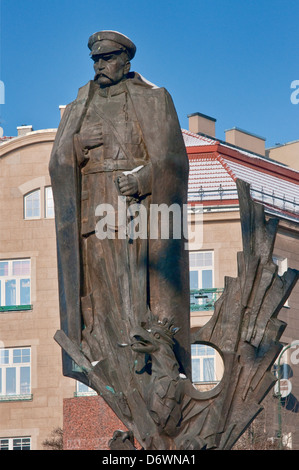 Jozef Pilsudski Monument in winter, Krakow, Poland Stock Photo