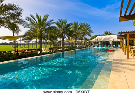 Swimming pool, Desert Palm Hotel, Dubai, United Arab Emirates Stock Photo: 55755384 - Alamy