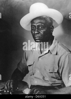 LEAD BELLY - Huddie Ledbetter - (1888-1949) US Folk and Blues musician about 1935 Stock Photo