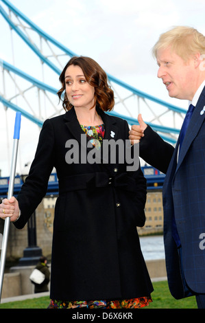 Mayor of London, Boris Johnson and Keeley Hawes P&G Capital Clean Up - photocall London, England - 08.03.12 Stock Photo