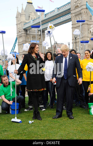 Mayor of London, Boris Johnson and Keeley Hawes P&G Capital Clean Up - photocall London, England - 08.03.12 Stock Photo