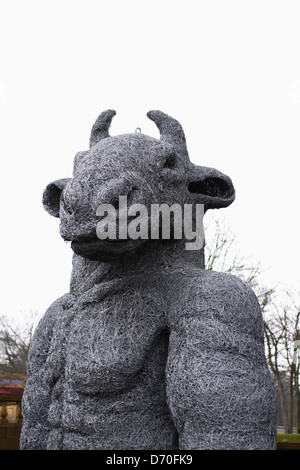 Sophie Ryders Hare Sculptures at Cartwright Hall Art Gallery, Bradford, West Yorkshire Stock Photo