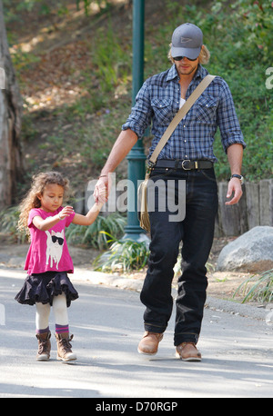 Gabriel Aubry spends the day at Los Angeles Zoo with his daughter Nahla Los Angeles, California, USA - 19.02.12 Stock Photo