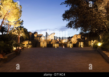 AMPHITHEATRE, ROMANS RUINS OF ITALICA, SANTIPONCE, SEVILLE, SPAIN Stock Photo