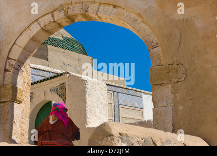 Woman in fortified village of Takrouna, Tunisia Stock Photo