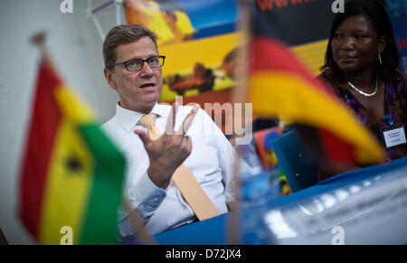 Accra, Ghana, 27 April 2013. German Minister of Foreign Affairs Guido Westerwelle talks with awardees in Goethe Institute in Accra, Ghana, 27 April 2013. PHOTO: MICHAEL KAPPELER/DPA/Alamy Live News Stock Photo