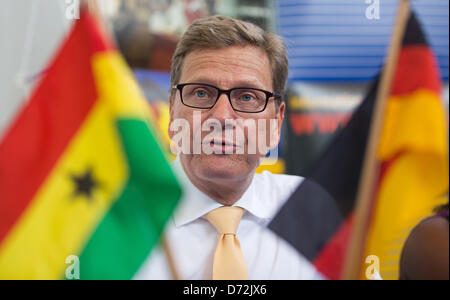 Accra, Ghana, 27 April 2013. German Minister of Foreign Affairs Guido Westerwelle talks with awardees in Goethe Institute in Accra, Ghana, 27 April 2013. PHOTO: MICHAEL KAPPELER/DPA/Alamy Live News Stock Photo