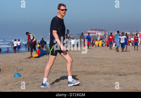 Accra, Ghana, 27 April 2013. German Minister of Foreign Affairs Guido Westerwelle enjoys a jogging round on the 'Pleasure Beach' in Accra, Ghana, 27 April 2013. Ghana is first station of Westerwelle's five days long trip to Africa. PHOTO: MICHAEL KAPPELER/DPA/Alamy Live News Stock Photo