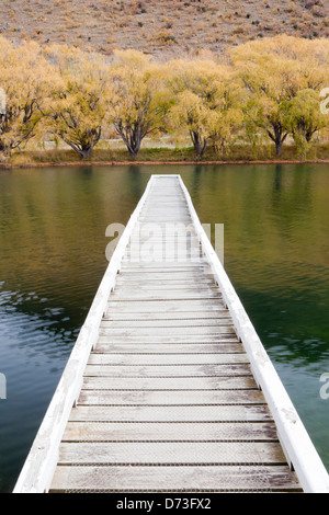 Lake Aviemore in Otematata, South Island, New Zealand Stock Photo