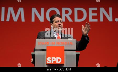 The chairman for the SPD, Sigmar Gabriel (SPD),   speaks during the SPD party conference in Buedelsdrof, Germany, 28 April 2013. Amongst other issues the conference was concered with the lists of candidates to run on the SPD's party ticket on state level for the forthcoming Bundestag parliamentary election in Autumn 2013. Photo:  Carsten Rehder Stock Photo