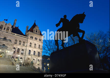 The State Capitol Building of sthe state of New York is pictured in Albany, USA, 17 April 2013. The parliamentary building was built between 1867 and 1899. Photo: Arno Burgi Stock Photo