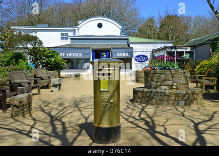 Post Office and gold post box, The Avenue, Greater Sark, Sark, Bailiwick of Guernsey, Channel Islands Stock Photo