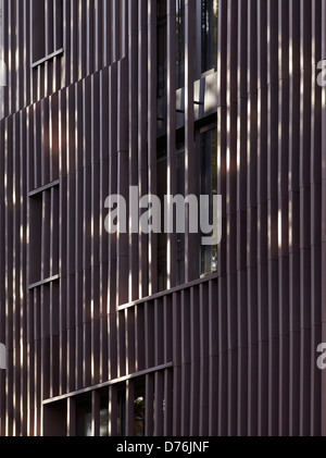 Alex Monroe Studio, Snowsfields, London, United Kingdom. Architect: DSDHA, 2012. Sunlit, zinc clad facade. Stock Photo