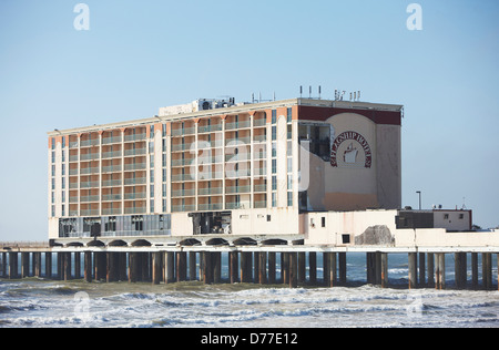 Flagship hotel destroyed by hurricane Ike Galveston beach, Texas, USA ...