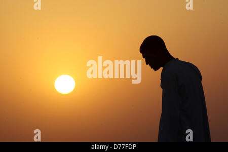 Nablus, West Bank. April 30, 2013. Members of the ancient Samaritan community attend the pilgrimage for the holy day of Passover on the top of Mount Gerizim. (Credit Image: Credit:  Nedal Eshtayah/APA Images/ZUMAPRESS.com/Alamy Live News) Stock Photo