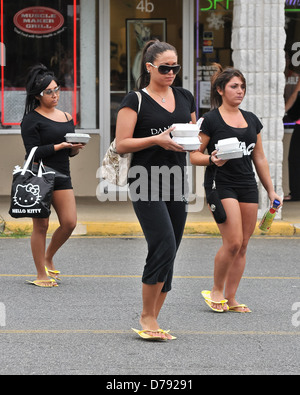 Nicole Polizzi aka Snooki, Sammi Giancola and Deena Cortese Cast members of MTV's 'Jersey Shore' shooting back in New Jersey, Stock Photo