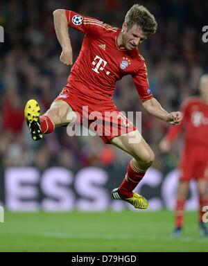 Barcelona, Spain. 1st May 2013.  Champions League Semi-finals seond leg.  FC Barcelona versus Bayern Munich Thomas Mueller FC Bayern Munich. Credit:  Action Plus Sports Images / Alamy Live News Stock Photo