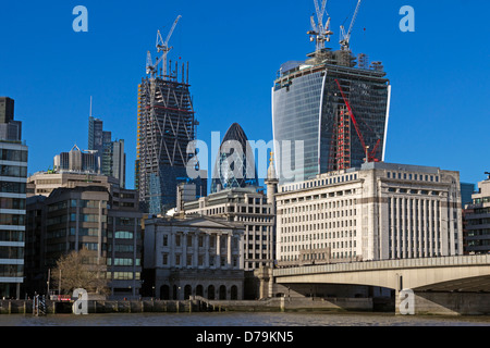 20 Fenchurch Street (Walkie-Talkie) & 122 Leadenhall Street (Cheesegrater) Skyscrapers under construction - City of London Stock Photo