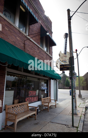 A view of the exterior of Sun Studio in Memphis, Tennessee Stock Photo