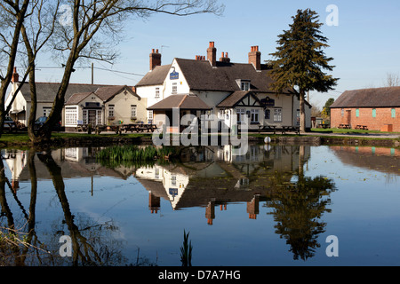 The Rose Inn, Baxterley, a public house set in former mining town in North Warwickshire. The pub is used as a polling station. Stock Photo