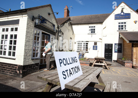 The Rose Inn, Baxterley, a public house set in former mining town in North Warwickshire. The pub is used as a polling station. Stock Photo