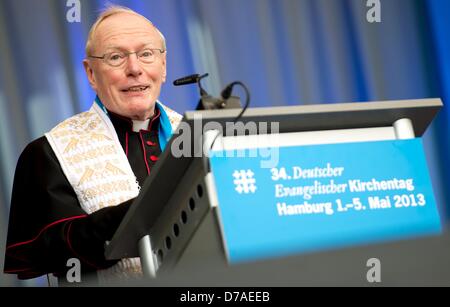 Archbishop Werner Thissen talks during a church service on Fischmarkt in Hamburg, Germany, 02 May 2013. More than 100,000 participants are expected to the German Evangelical Church Congress which lasts until Sunday. Photo: SVEN HOPPE Stock Photo