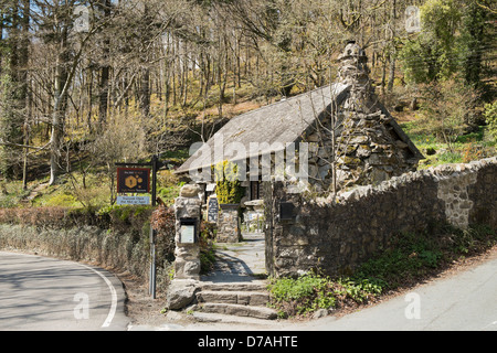 Ty Hyll or Ugly House Tearoom in old Welsh cottage in Snowdonia on A5 road between Capel Curig and Betws-y-Coed, Wales, UK Stock Photo