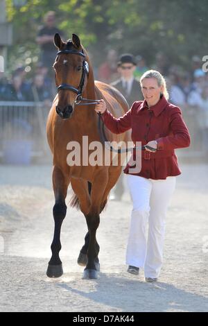 Badminton, UK. 2nd May 2013.  Zara Phillips [GBR] and High Kingdom trot up before the ground jury at the first horse inspection at The Mitsubishi Motors Badminton Horse Trials.  The Mitsubishi Motors Badminton Horse Trials take place between the 2nd and 6th of May 2013. Picture by Stephen Bartholomew/ Alamy Live News Stock Photo