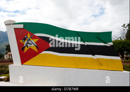 Mozambican flag statue, Gurue, Mozambique Stock Photo