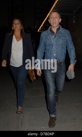 Daniel Craig wearing a denim jacket as he leaves J Sheekey restaurant London, England - 04.06.11 Stock Photo