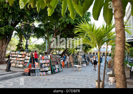 Second-hand book market at Plaza de Armas, Havana, Cuba Stock Photo