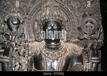 A Masterpiece of Hoysala sculpture guards the inner entrance of the Hindu temple at Belur, Near Hassan in Karnataka, India Stock Photo